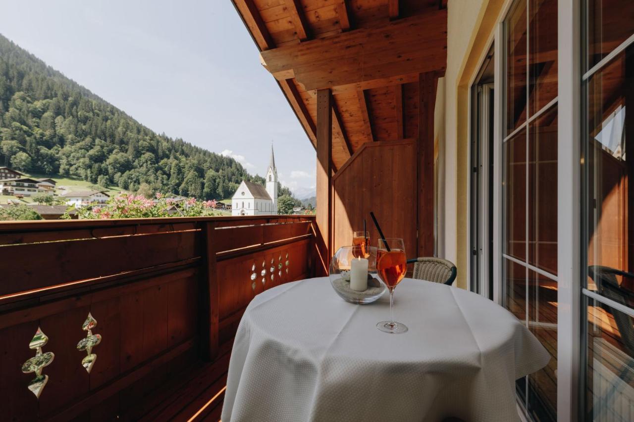 Hotel Hirschen Silbertal Εξωτερικό φωτογραφία