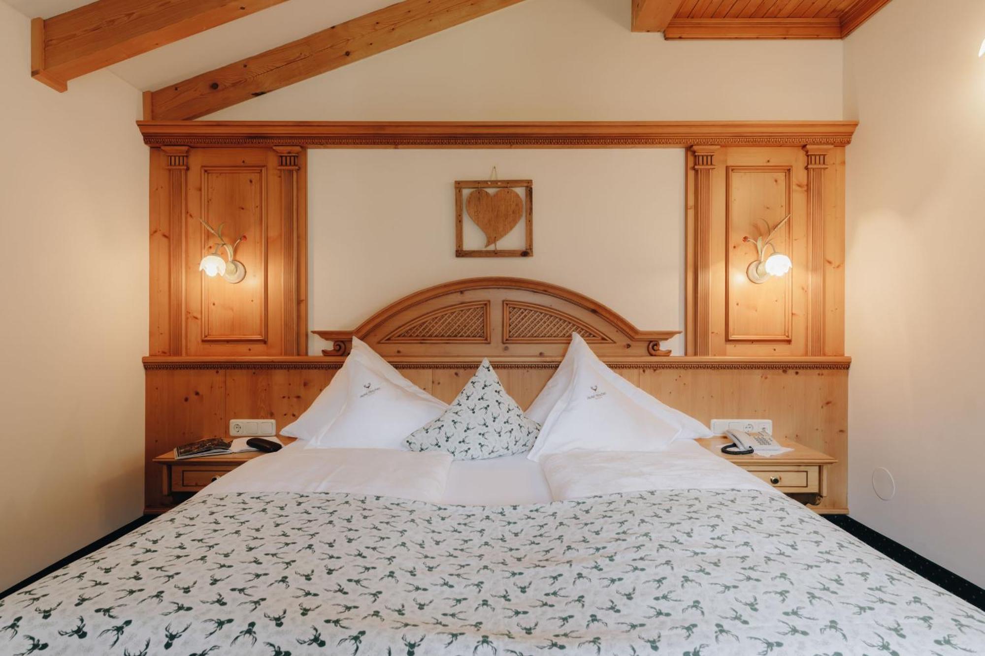 Hotel Hirschen Silbertal Εξωτερικό φωτογραφία